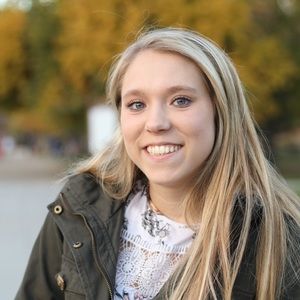 Meet your Posher, Nadya